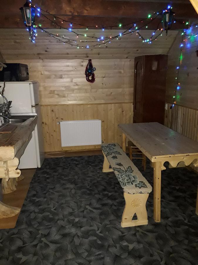 Sadyba Ellada Yaremtche Extérieur photo