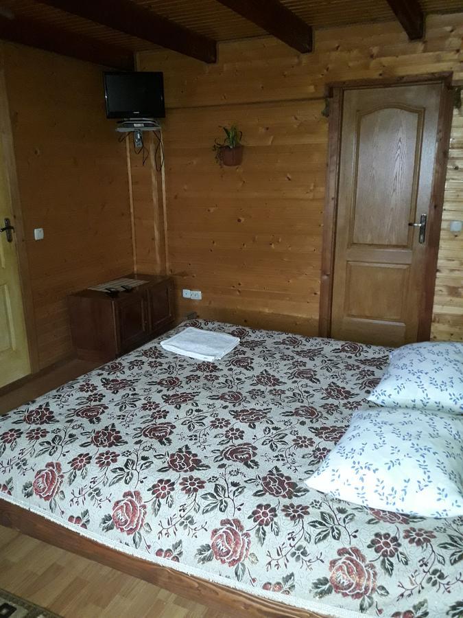 Sadyba Ellada Yaremtche Extérieur photo