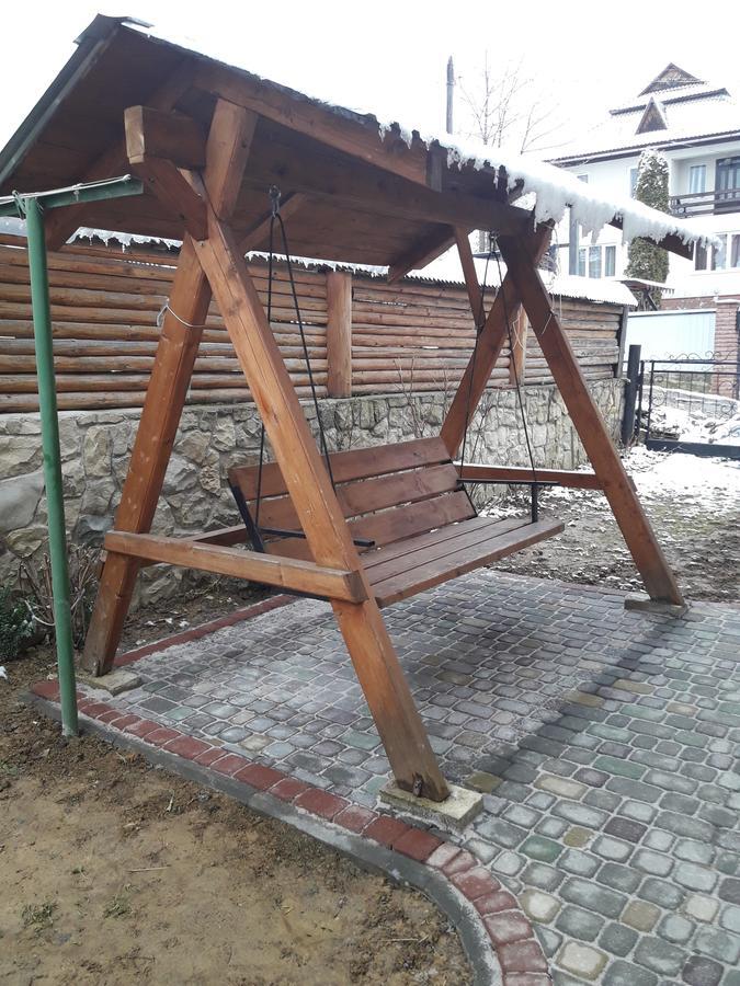 Sadyba Ellada Yaremtche Extérieur photo